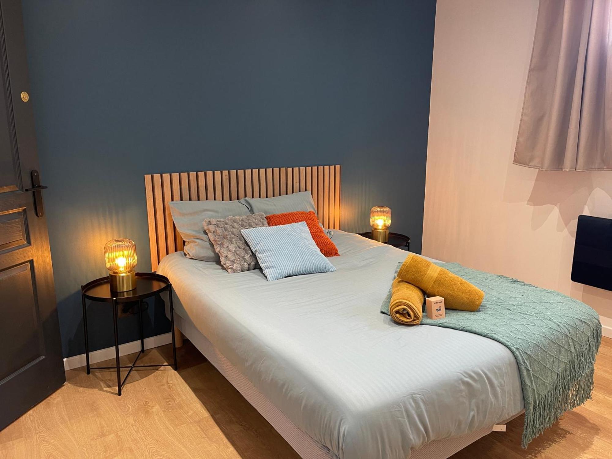 Les 3 Suites - 6 Personnes - 3 Chambres Avec Sdb Privatives Lens Exterior photo